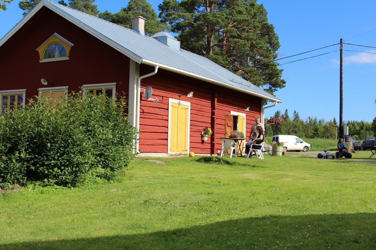 Hoglunda Gard B&B Lantgard Skanderåsen Esterno foto